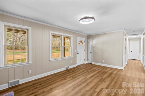1804 Clingman Road Ronda NC 28670