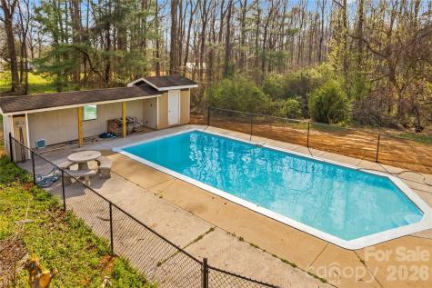1804 Clingman Road Ronda NC 28670
