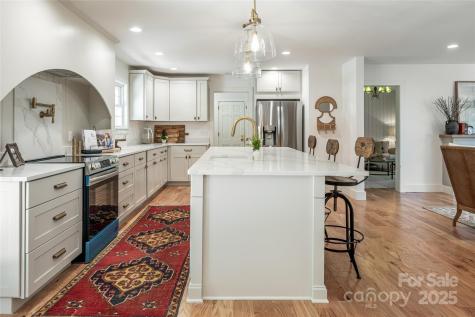 166 Brookwood Road Asheville NC 28804