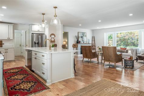 166 Brookwood Road Asheville NC 28804