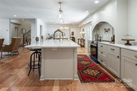 166 Brookwood Road Asheville NC 28804