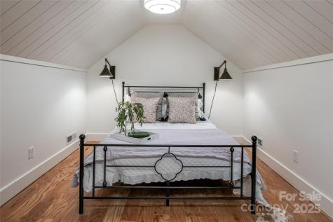 166 Brookwood Road Asheville NC 28804