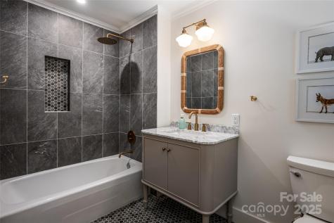 166 Brookwood Road Asheville NC 28804