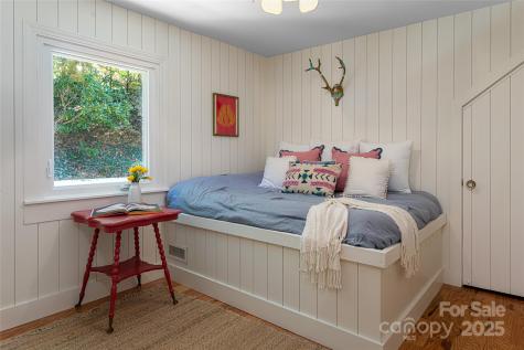 166 Brookwood Road Asheville NC 28804