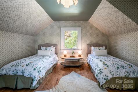 166 Brookwood Road Asheville NC 28804