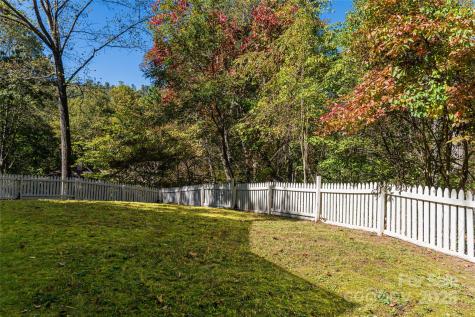 166 Brookwood Road Asheville NC 28804