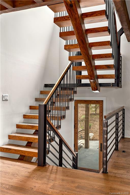 14 Rolling View Drive Asheville NC 28805