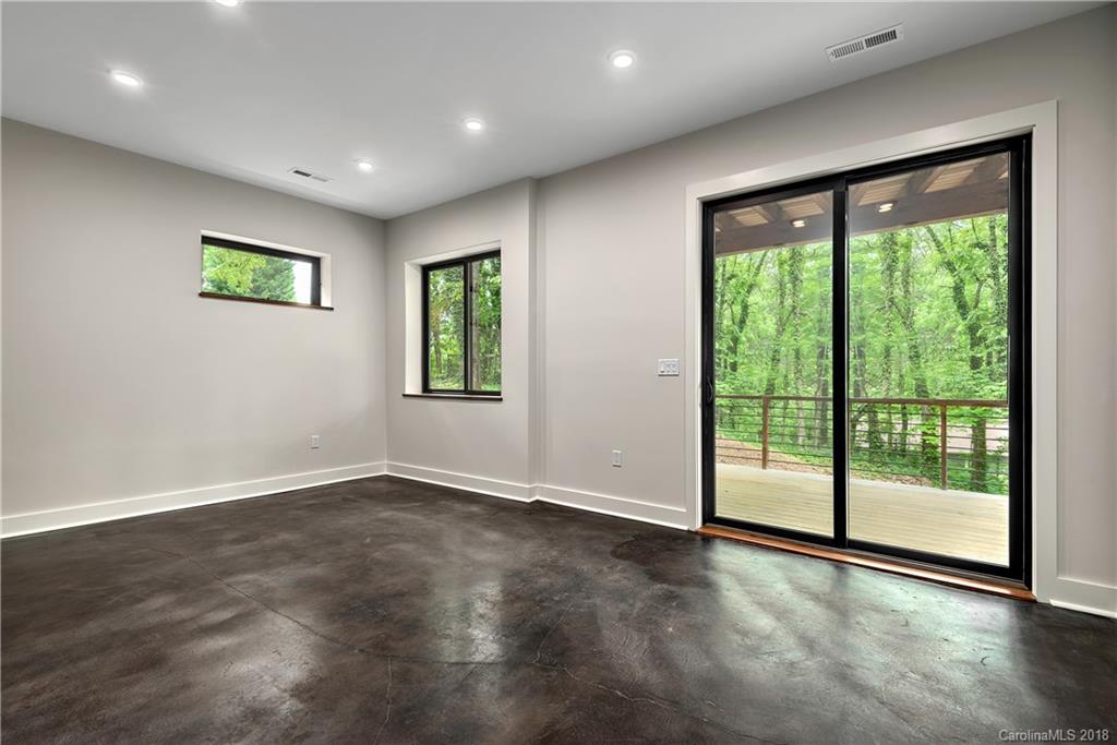14 Rolling View Drive Asheville NC 28805