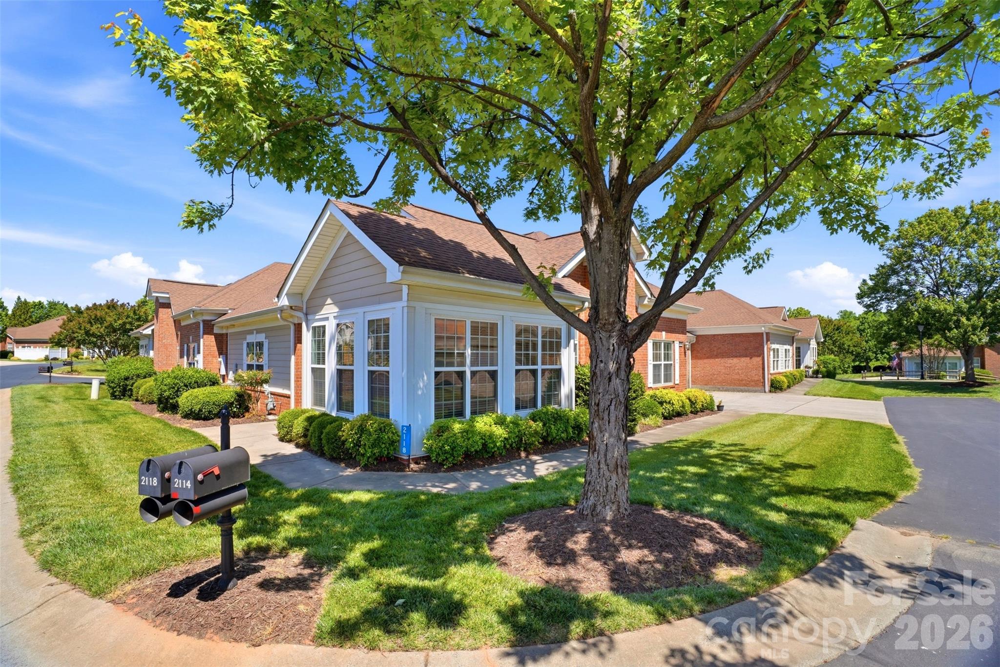 2118 N Castle Court Matthews NC 28105