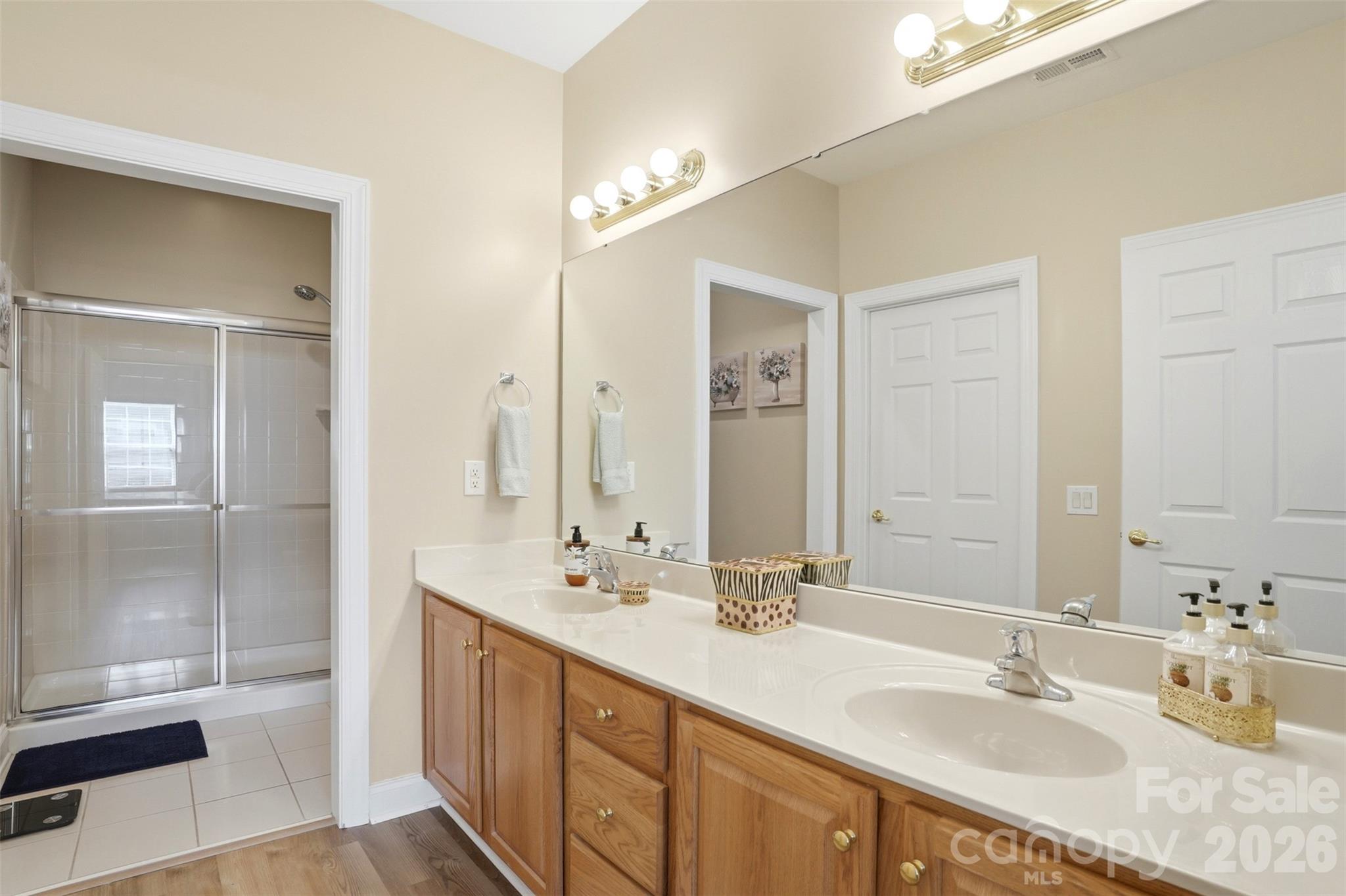 2118 N Castle Court Matthews NC 28105