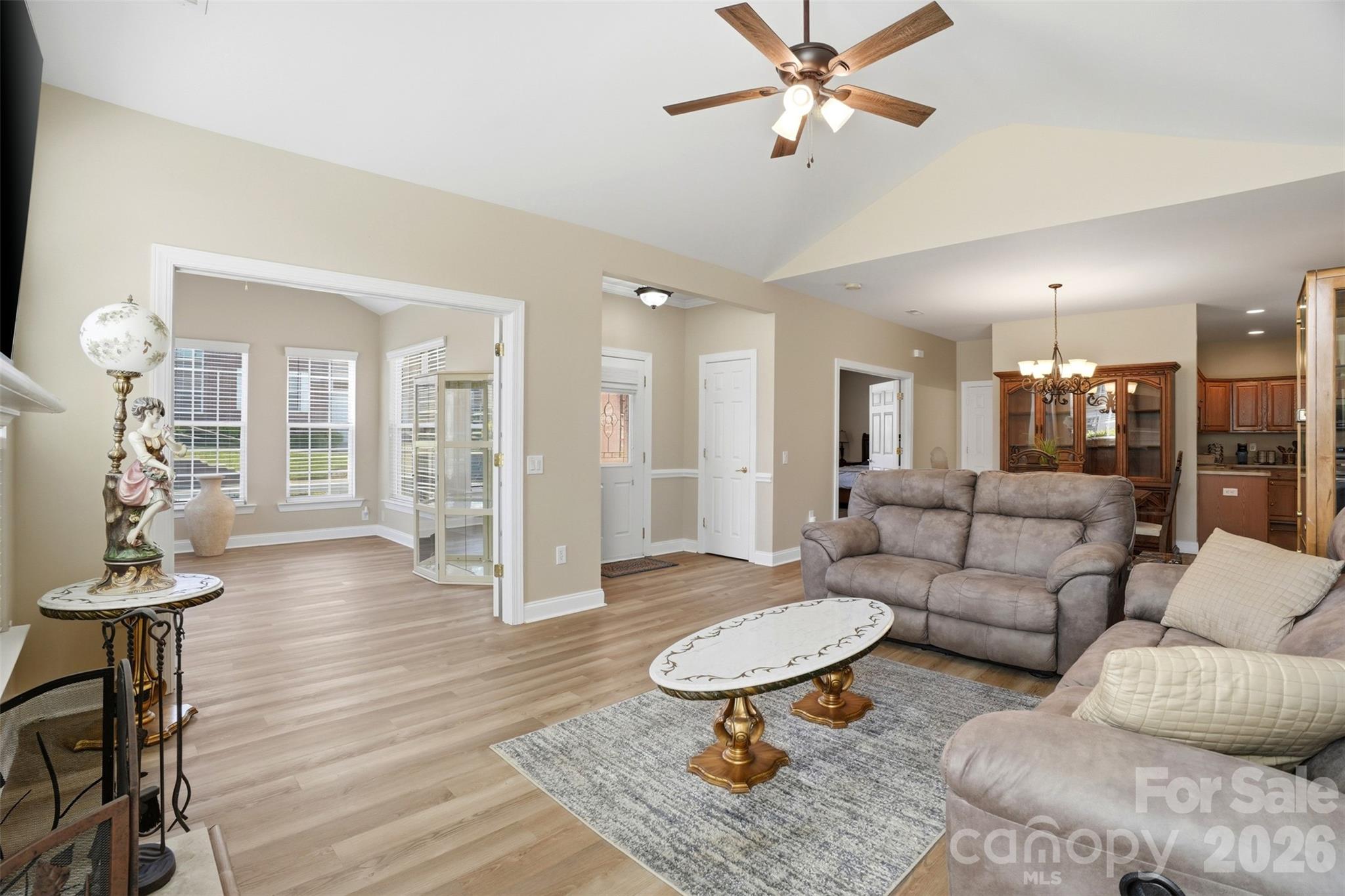 2118 N Castle Court Matthews NC 28105
