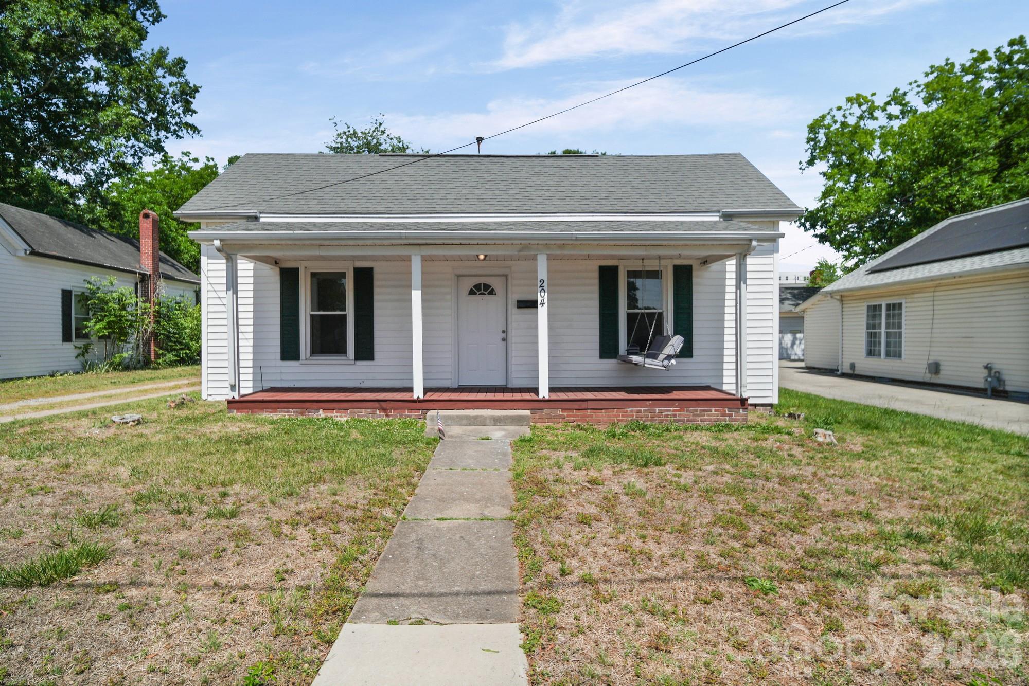 204 S East Avenue Kannapolis NC 28083