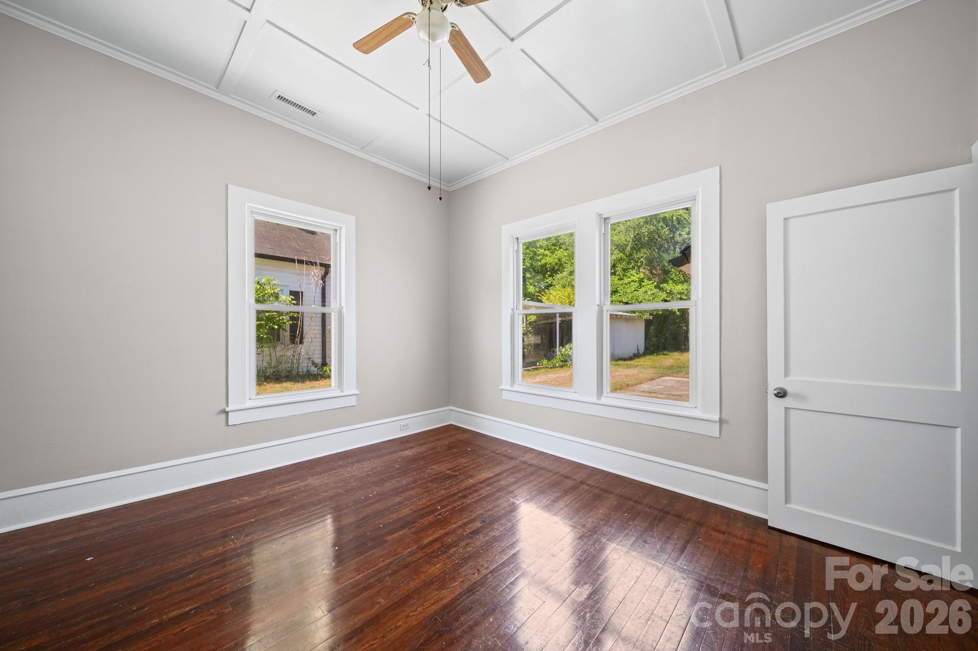 204 S East Avenue Kannapolis NC 28083