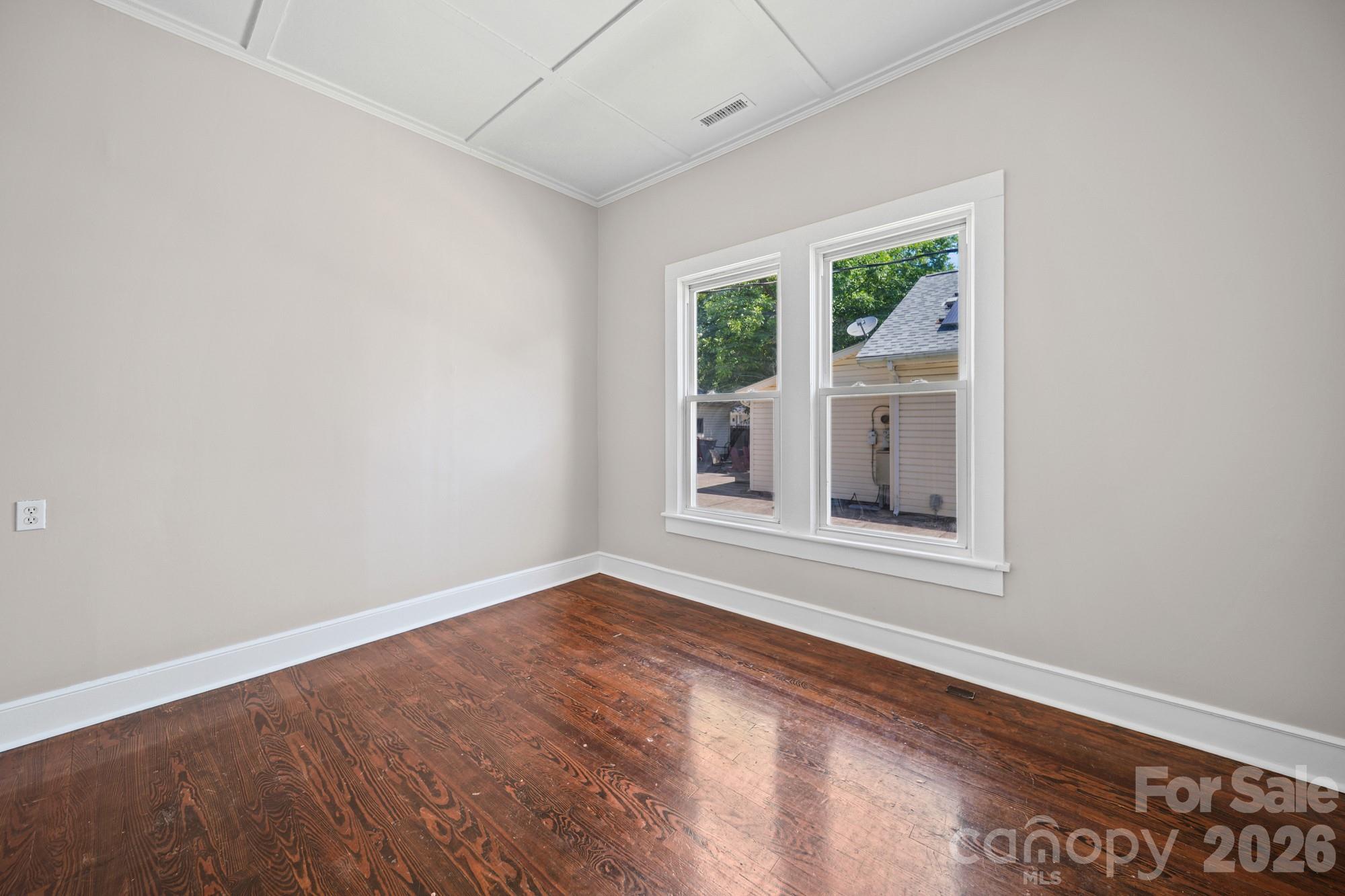 204 S East Avenue Kannapolis NC 28083