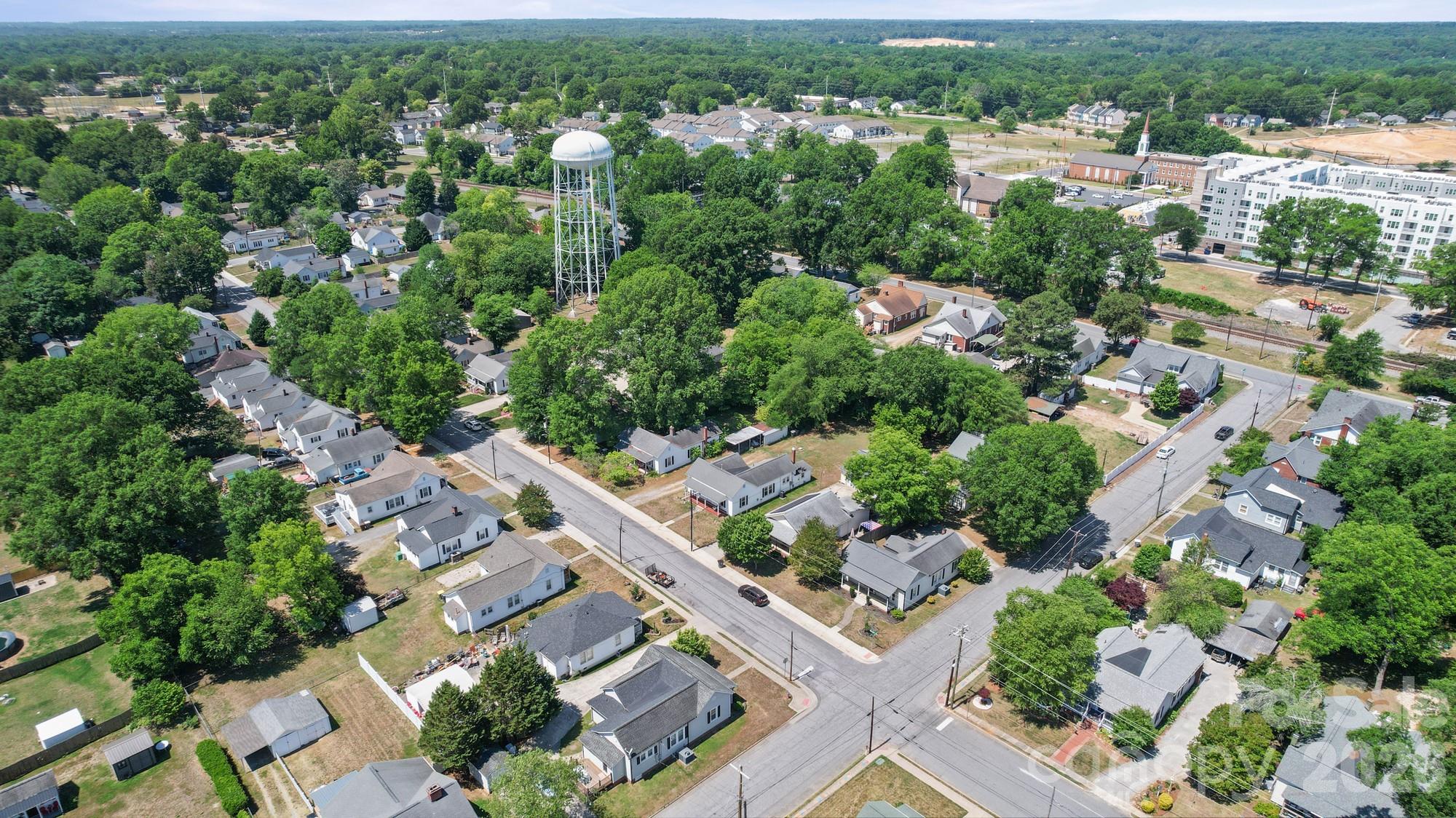 204 S East Avenue Kannapolis NC 28083