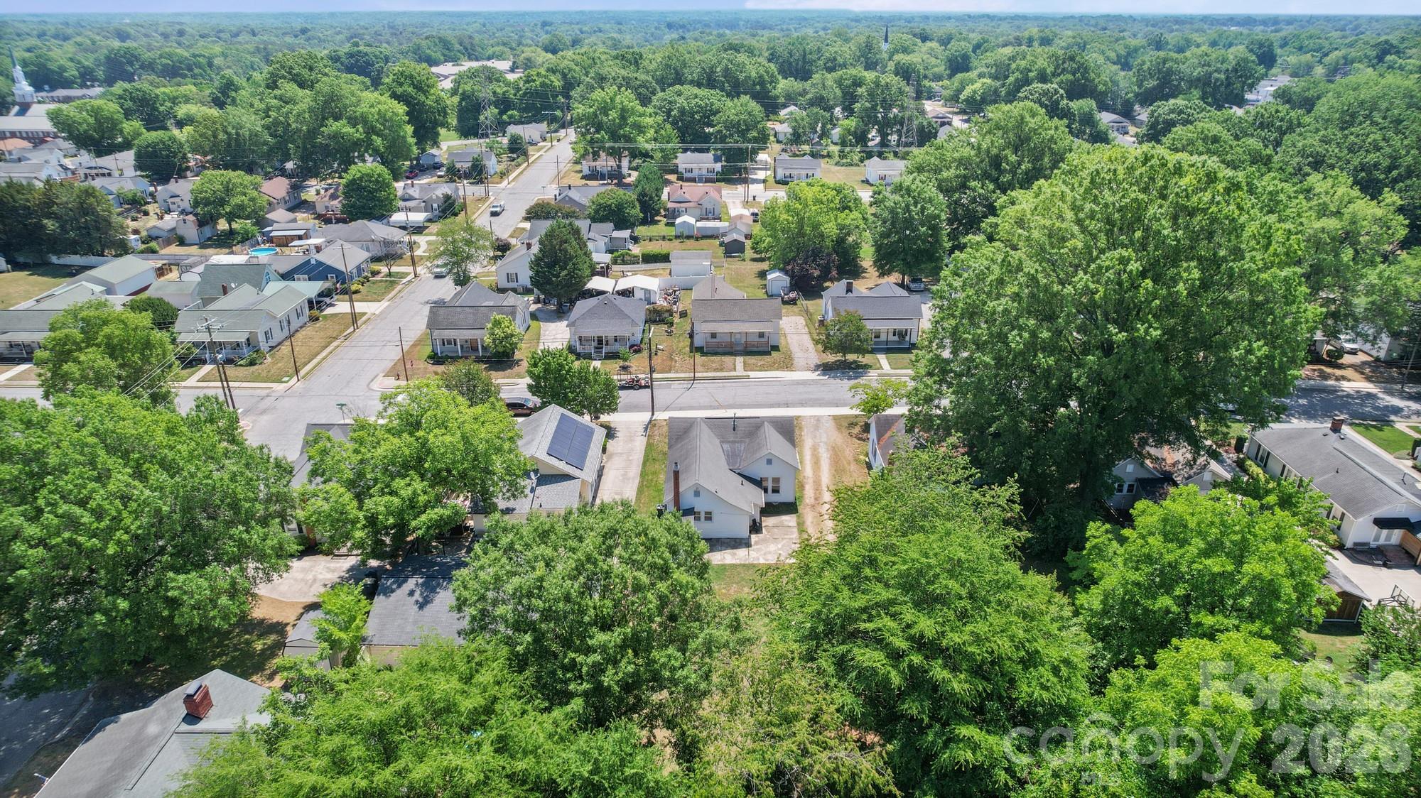204 S East Avenue Kannapolis NC 28083