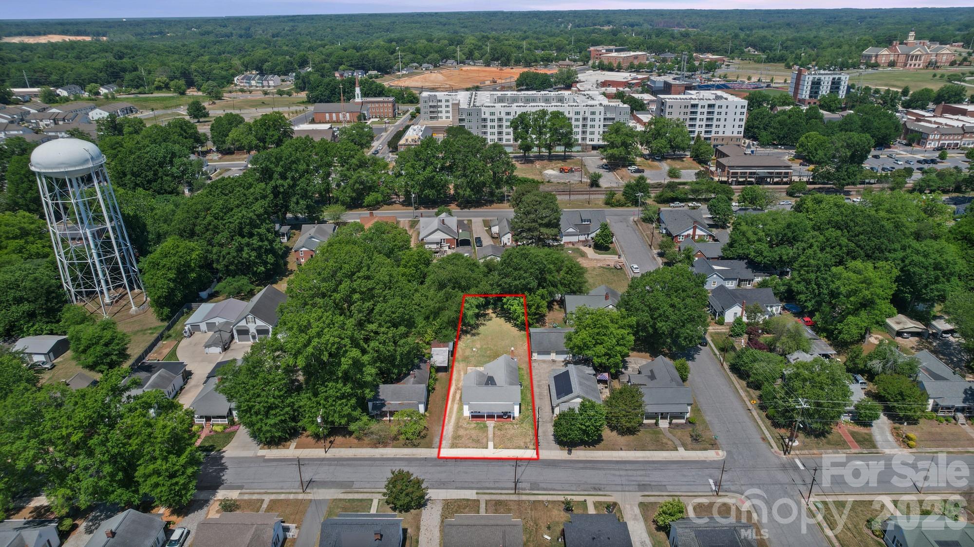 204 S East Avenue Kannapolis NC 28083