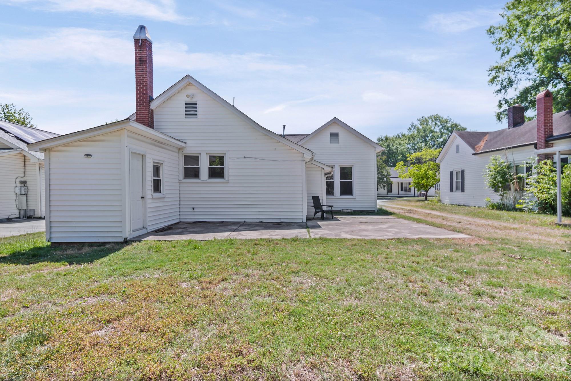 204 S East Avenue Kannapolis NC 28083