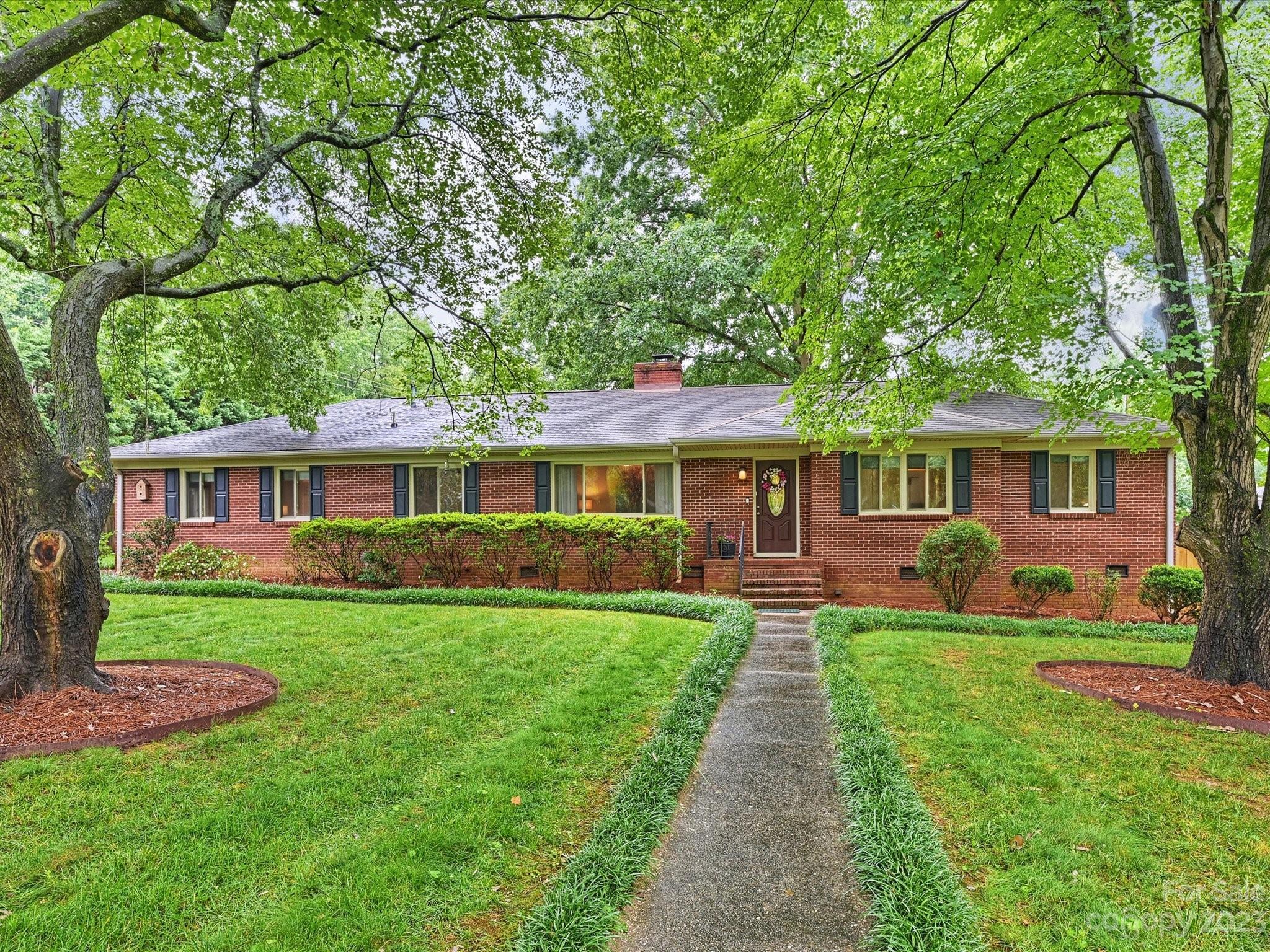 7850 Meadowview Lane Charlotte NC 28270
