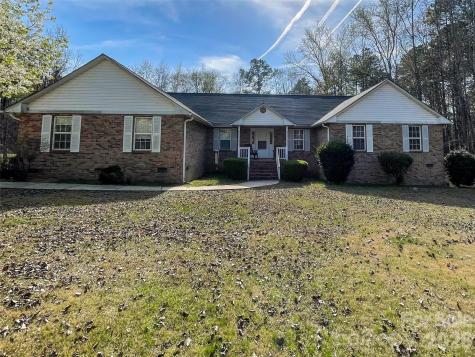 3271 Ebenezer Church Road Camden SC 29020