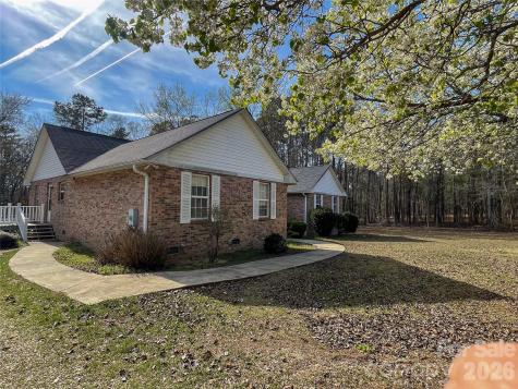 3271 Ebenezer Church Road Camden SC 29020