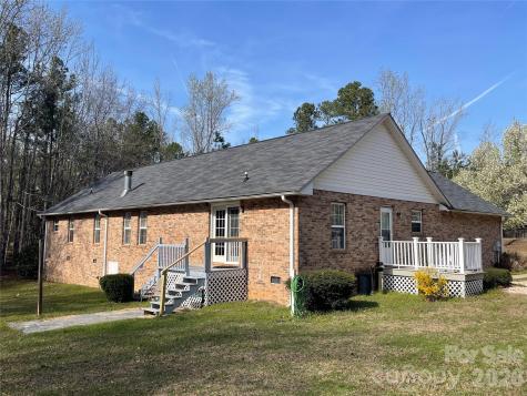 3271 Ebenezer Church Road Camden SC 29020