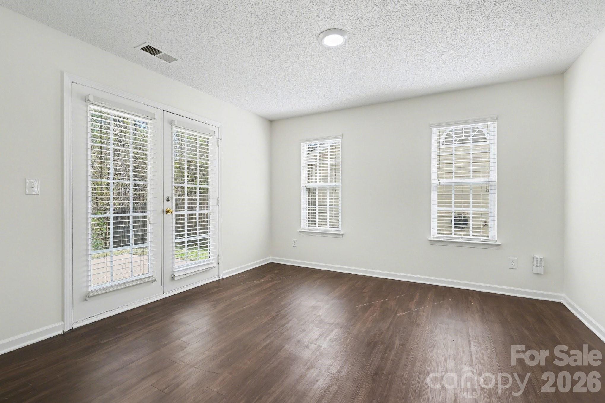 6308 Dumont Lane Charlotte NC 28269
