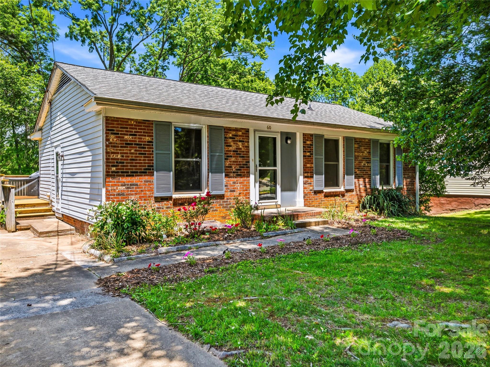 60 Skyview Terrace Asheville NC 28806