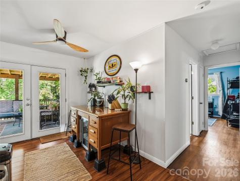 60 Skyview Terrace Asheville NC 28806