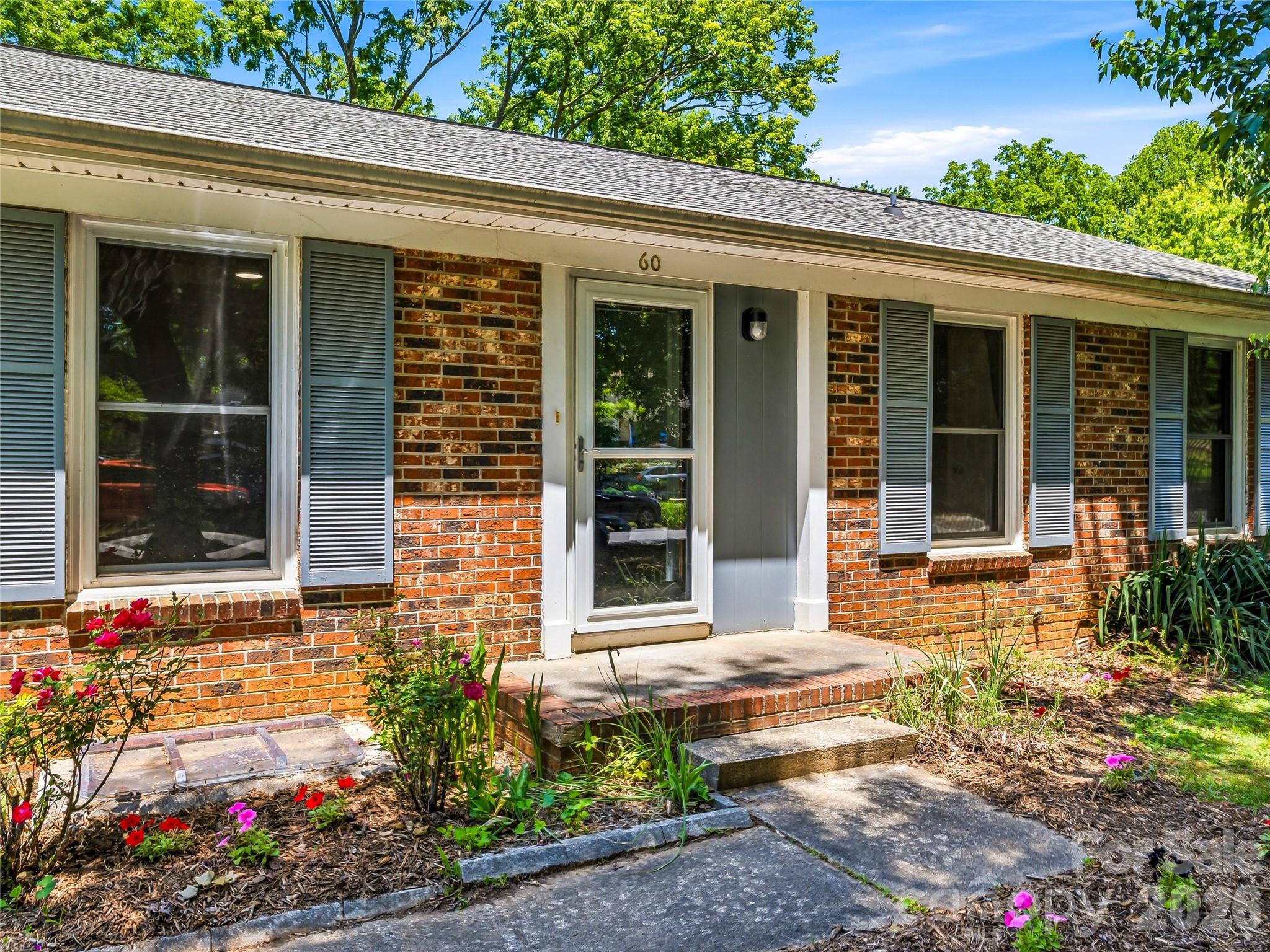 60 Skyview Terrace Asheville NC 28806