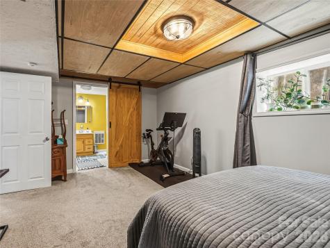 60 Skyview Terrace Asheville NC 28806