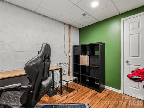 60 Skyview Terrace Asheville NC 28806