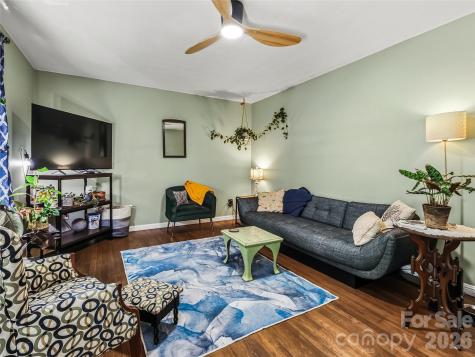 60 Skyview Terrace Asheville NC 28806