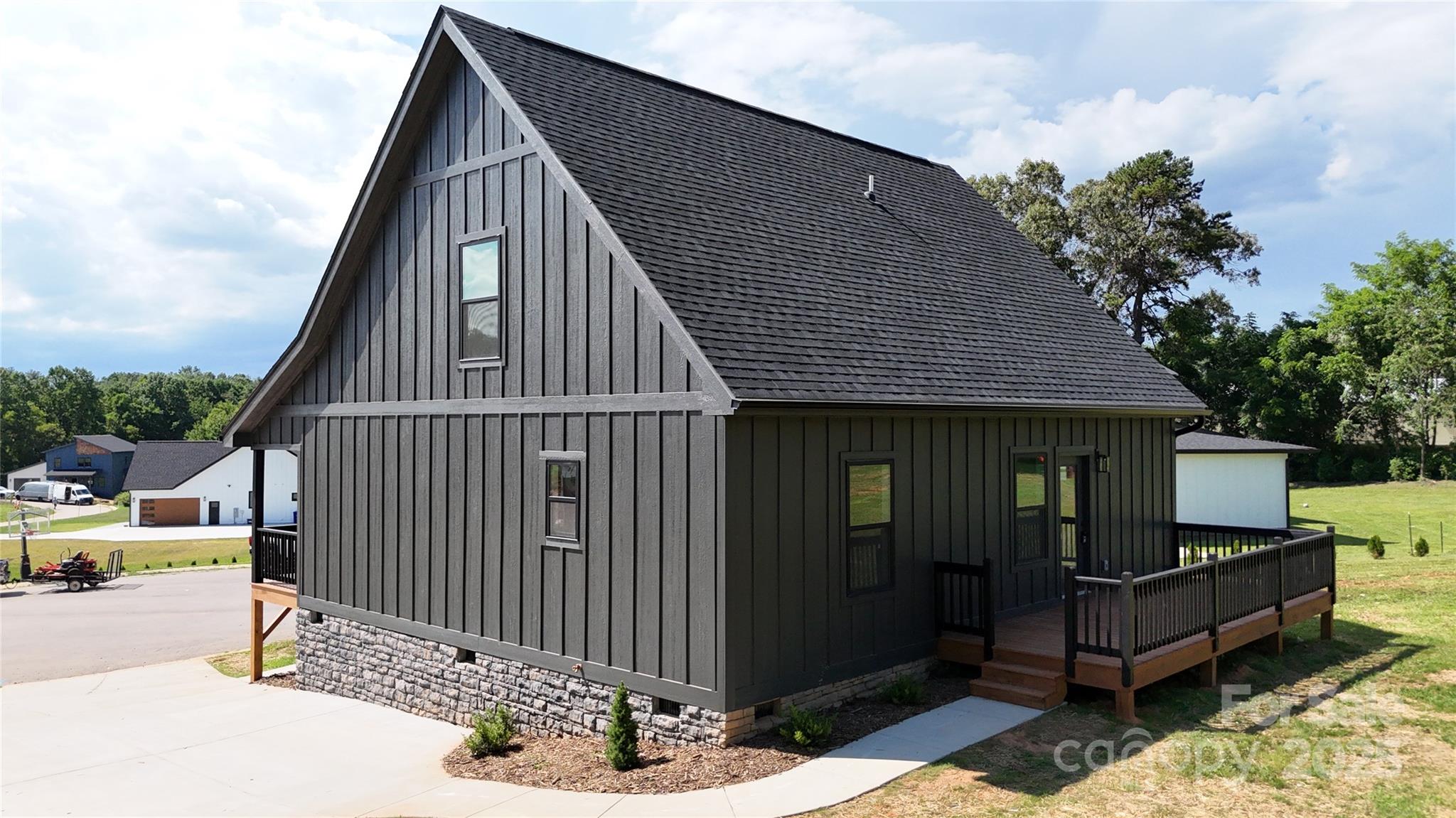 129 Scott Meadows Drive Asheville NC 28806