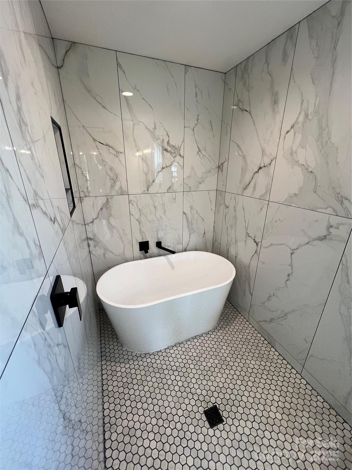 129 Scott Meadows Drive Asheville NC 28806