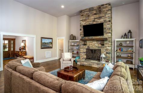 1003 Glory Drive Morganton NC 28655
