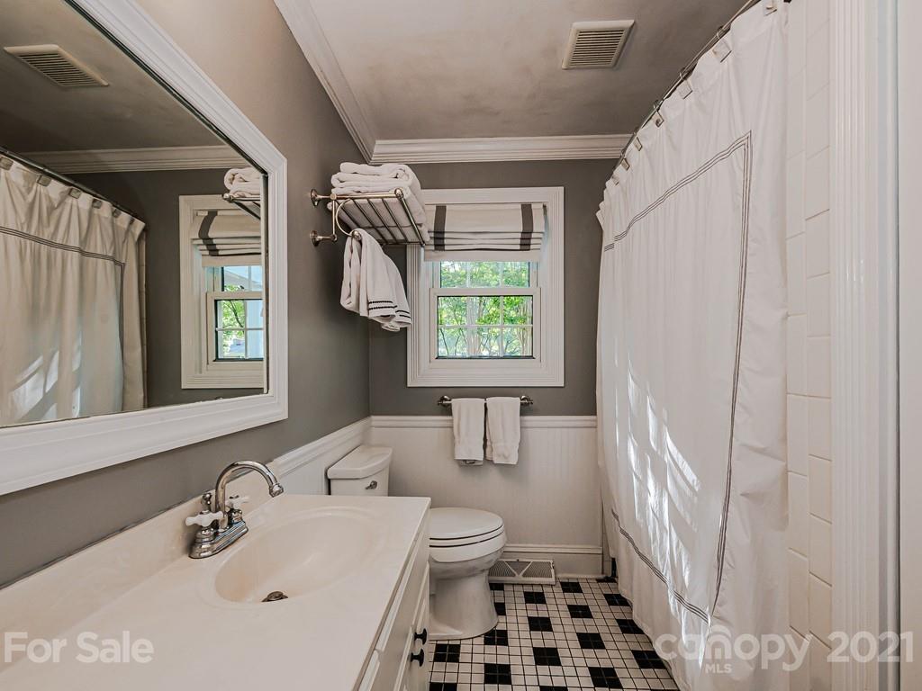 417 Mcalway Road Charlotte NC 28211