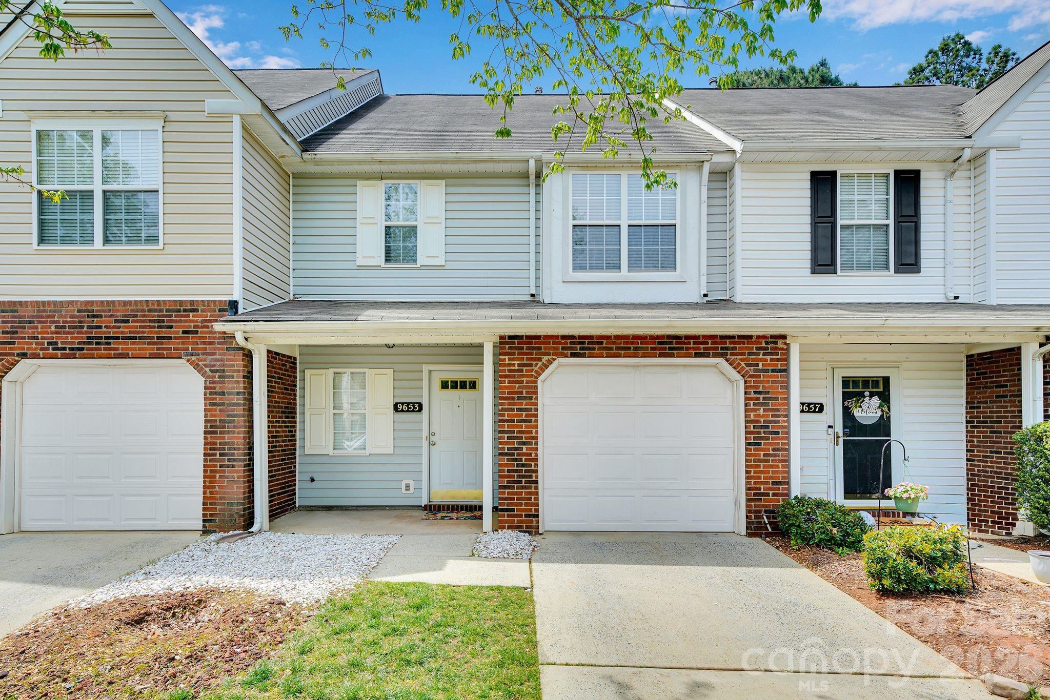 9653 Terrier Way Charlotte NC 28269
