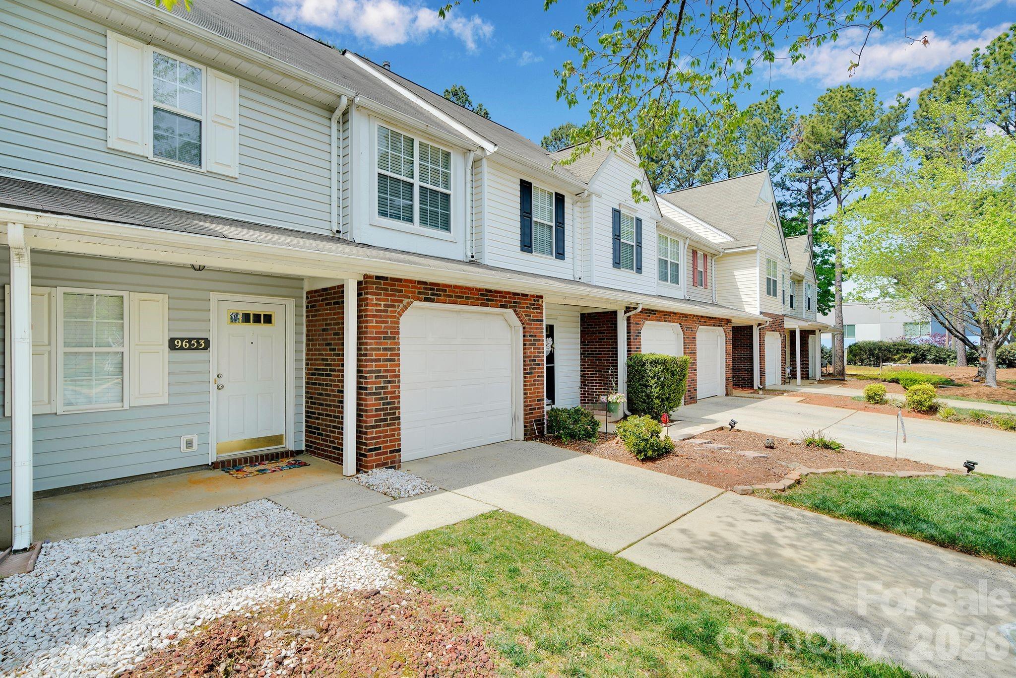 9653 Terrier Way Charlotte NC 28269