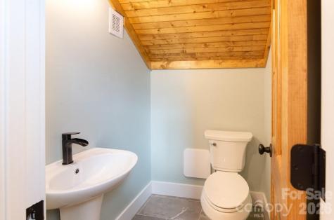175 Trinity Drive Sylva NC 28779