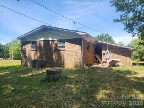 5824 Sugar Loaf Road Connelly Springs NC 28612