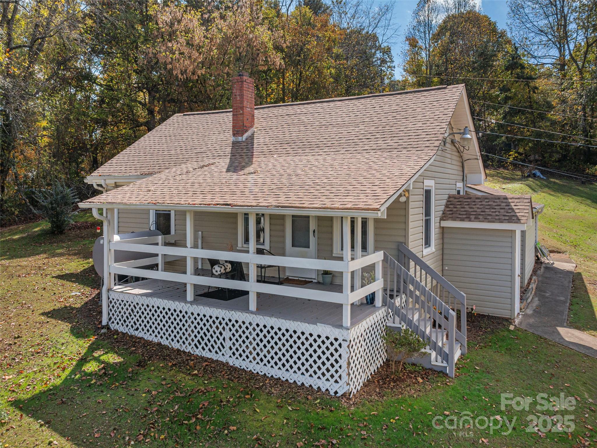 21 & 24 Betty Drive Leicester NC 28748