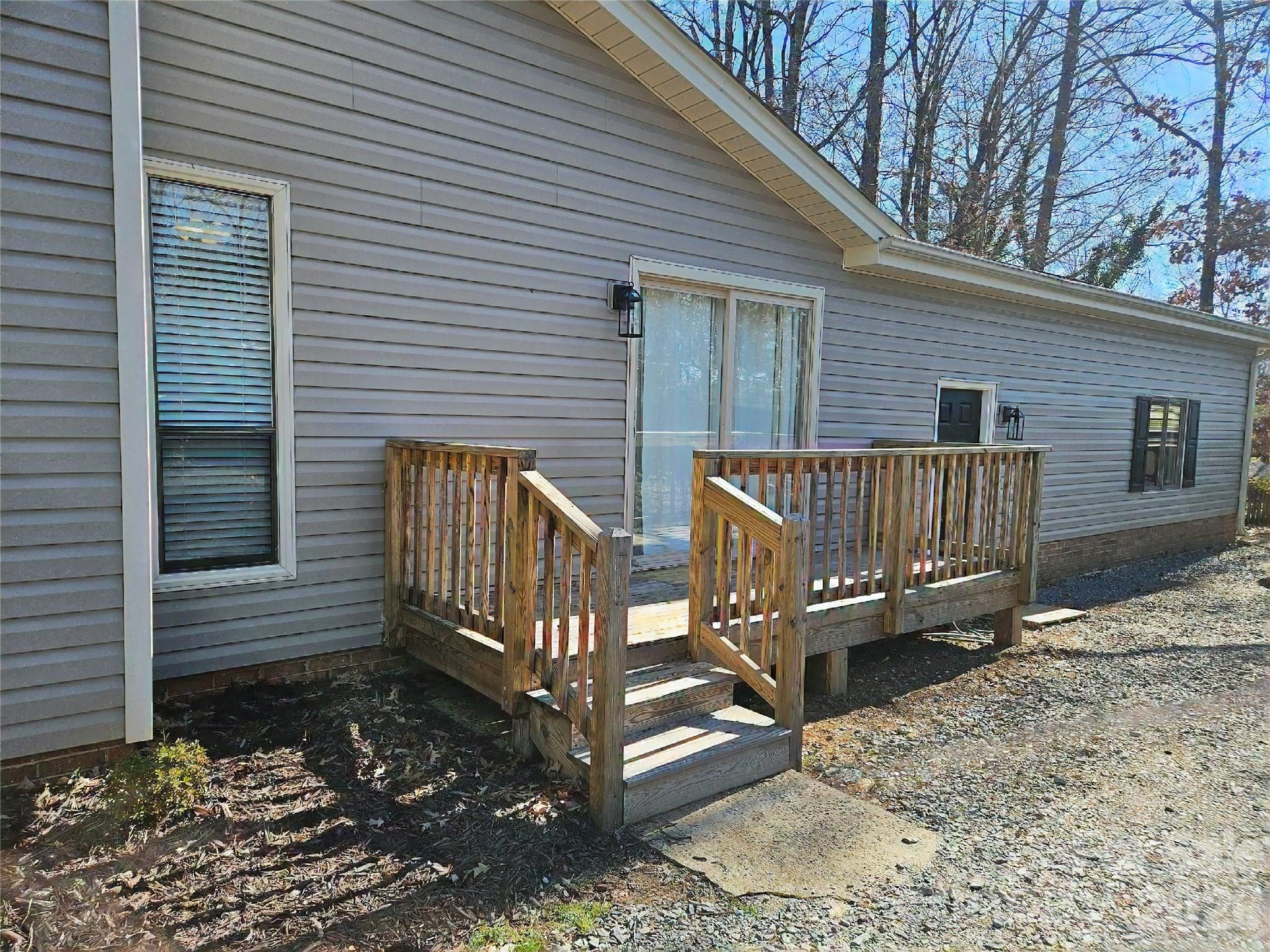 506 Settlement Drive Midland NC 28107