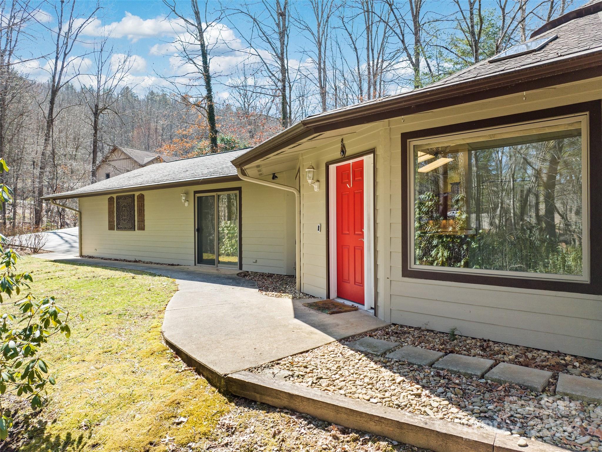 111 Oak Hollow Drive Asheville NC 28805
