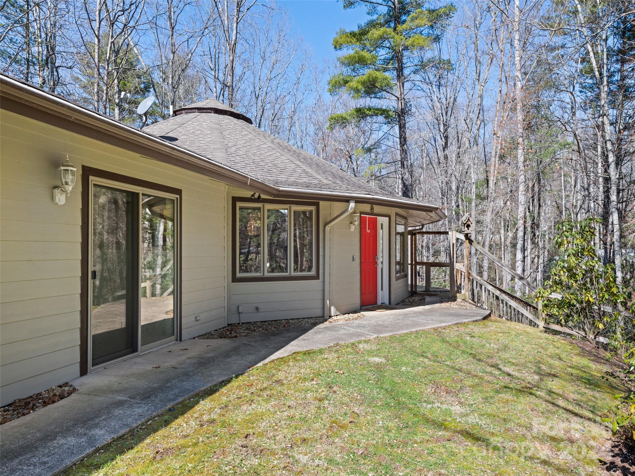 111 Oak Hollow Drive Asheville NC 28805