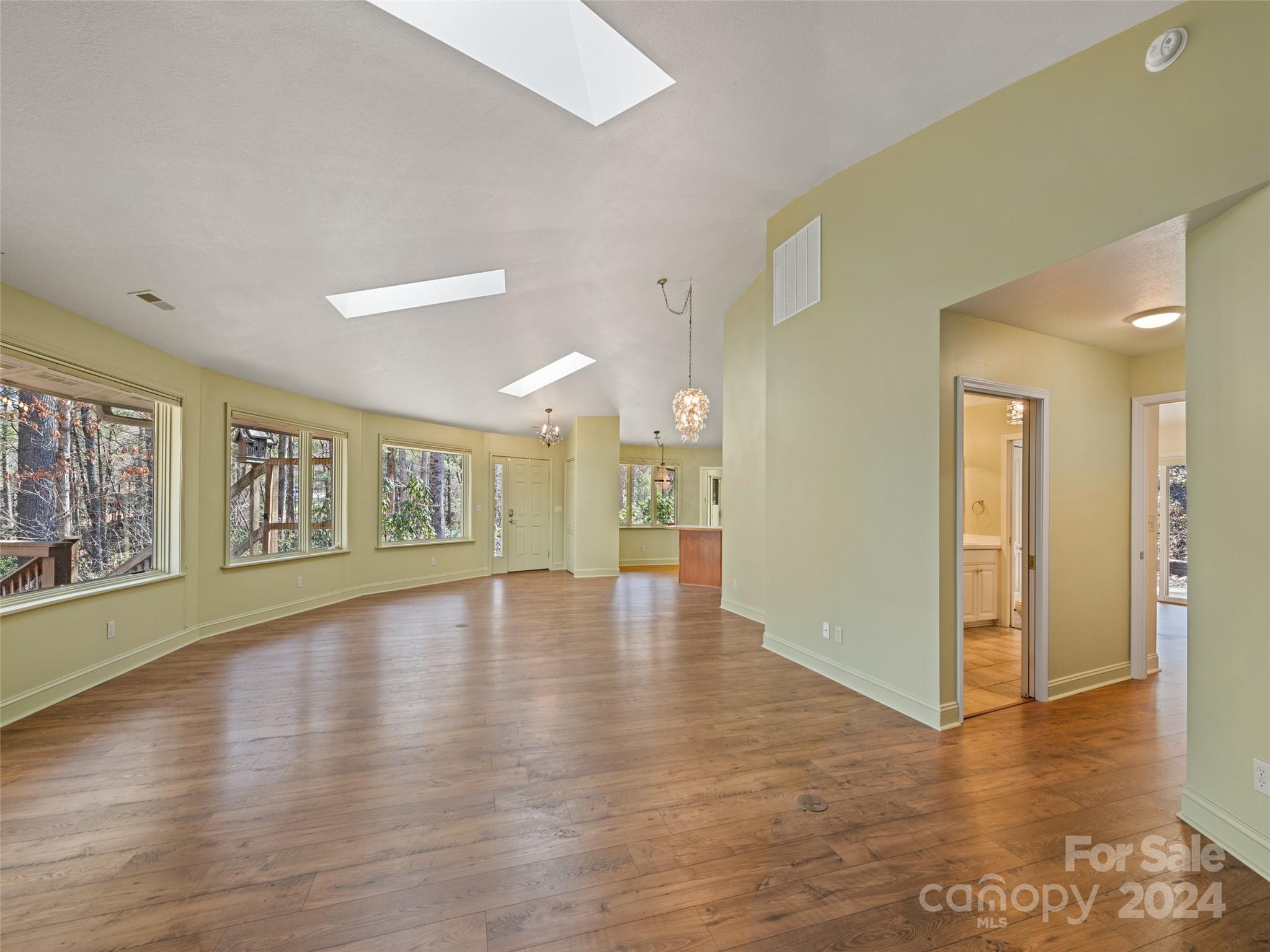 111 Oak Hollow Drive Asheville NC 28805