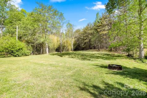 154 Cactus Lane Franklin NC 28734