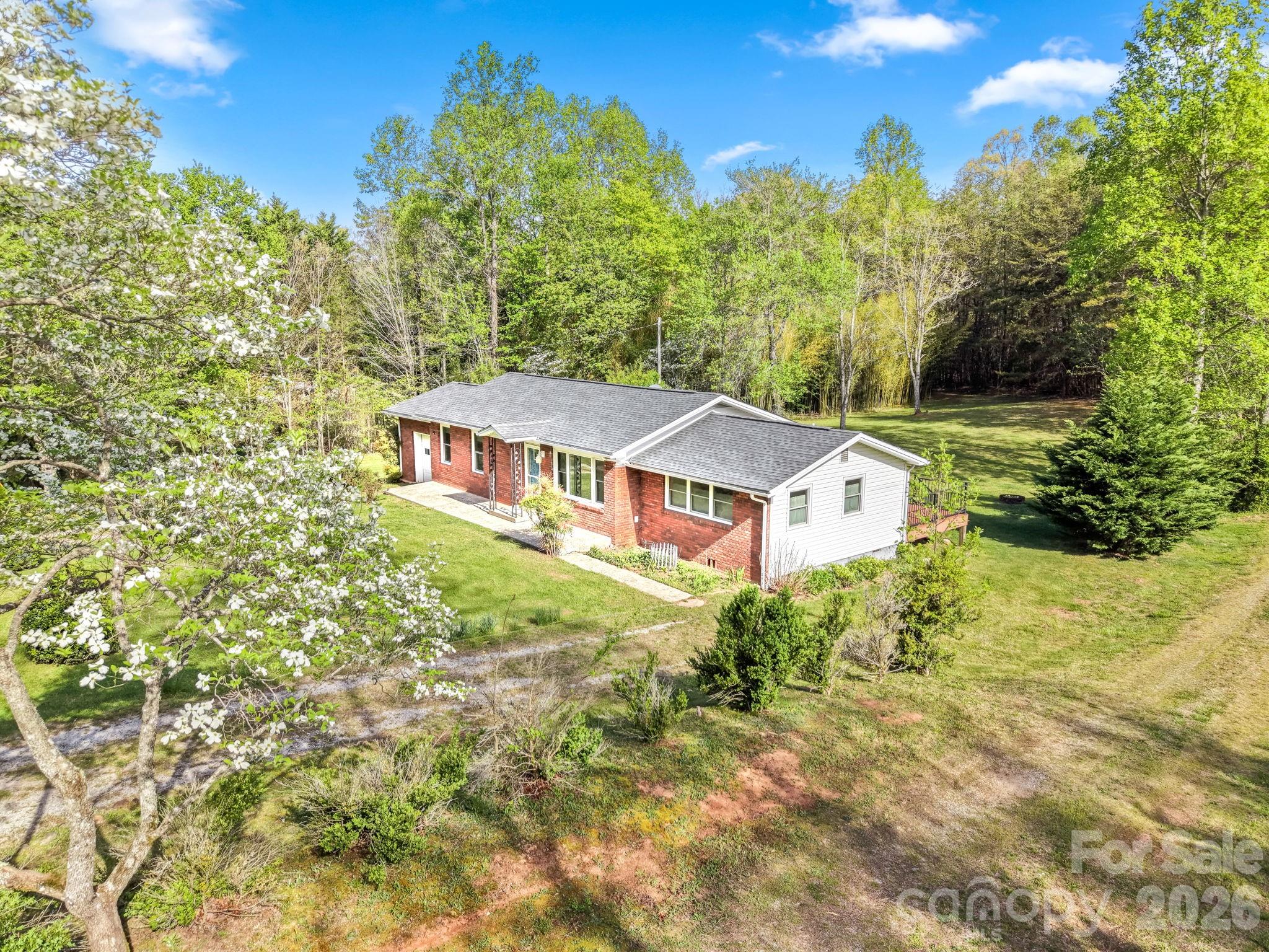 154 Cactus Lane Franklin NC 28734