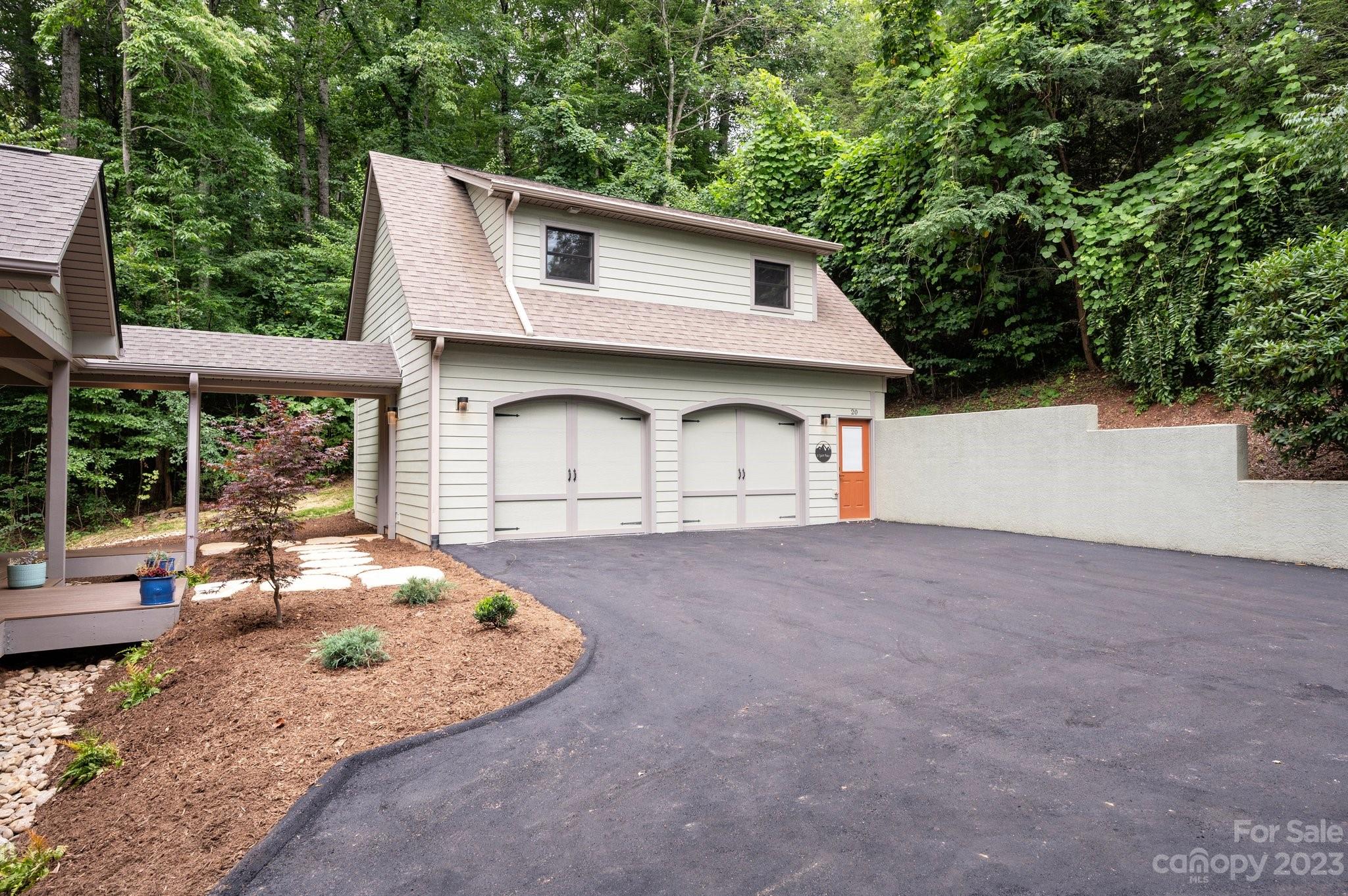 20 Maple Cove Drive Swannanoa NC 28778