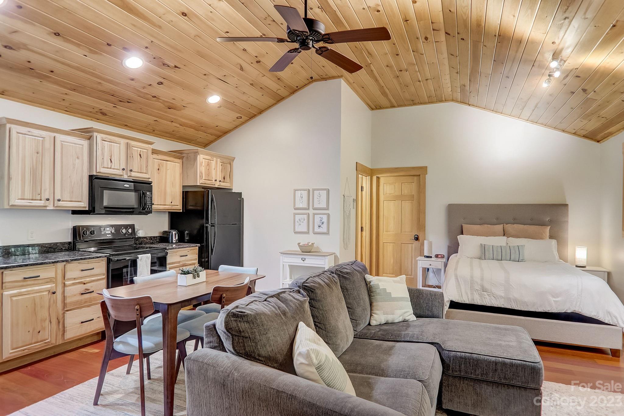 20 Maple Cove Drive Swannanoa NC 28778